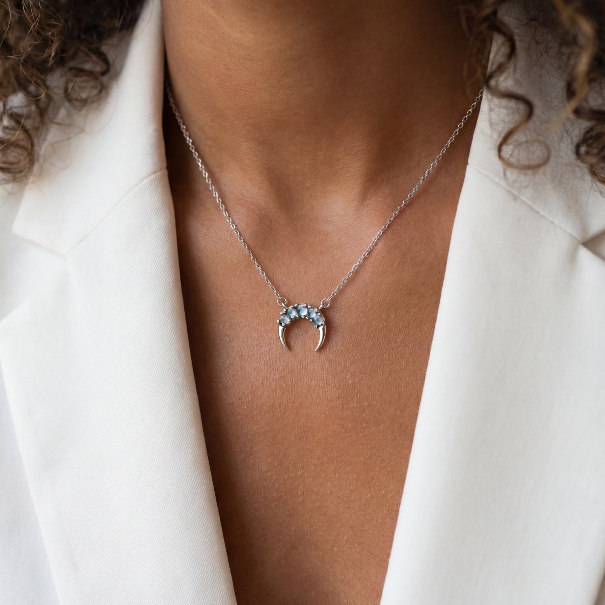 Collar Media Luna Cristal - LePetiteMarie