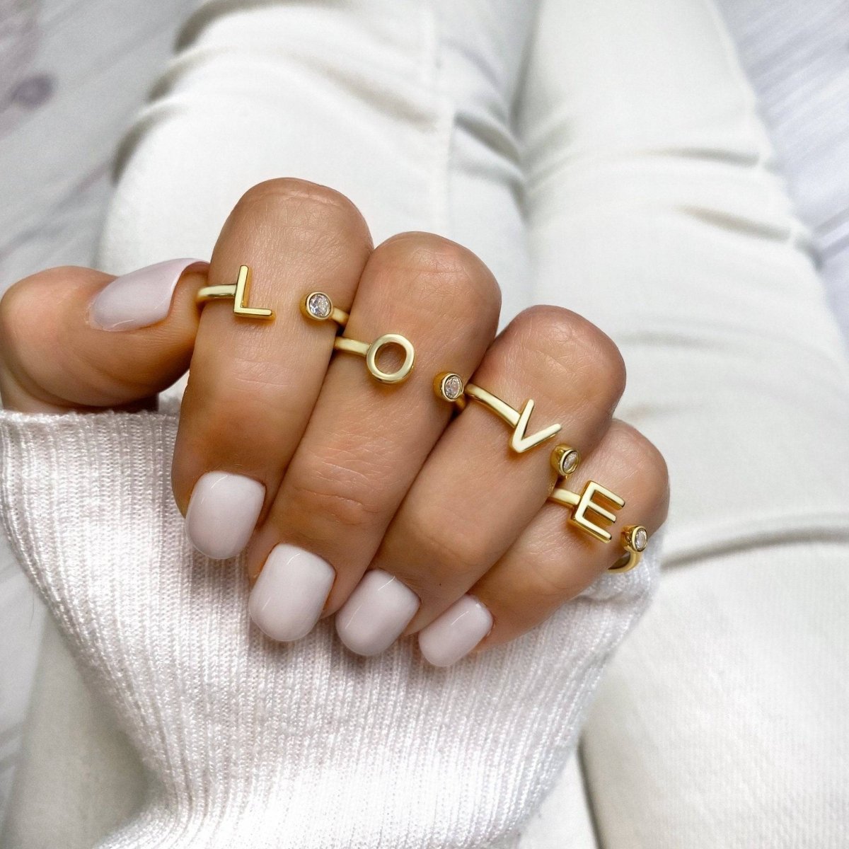 Anillo Top Letter - LePetiteMarie