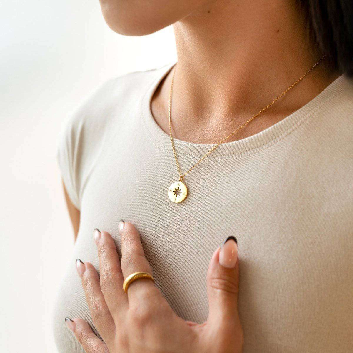 Collar Rosa de los Vientos - LePetiteMarie