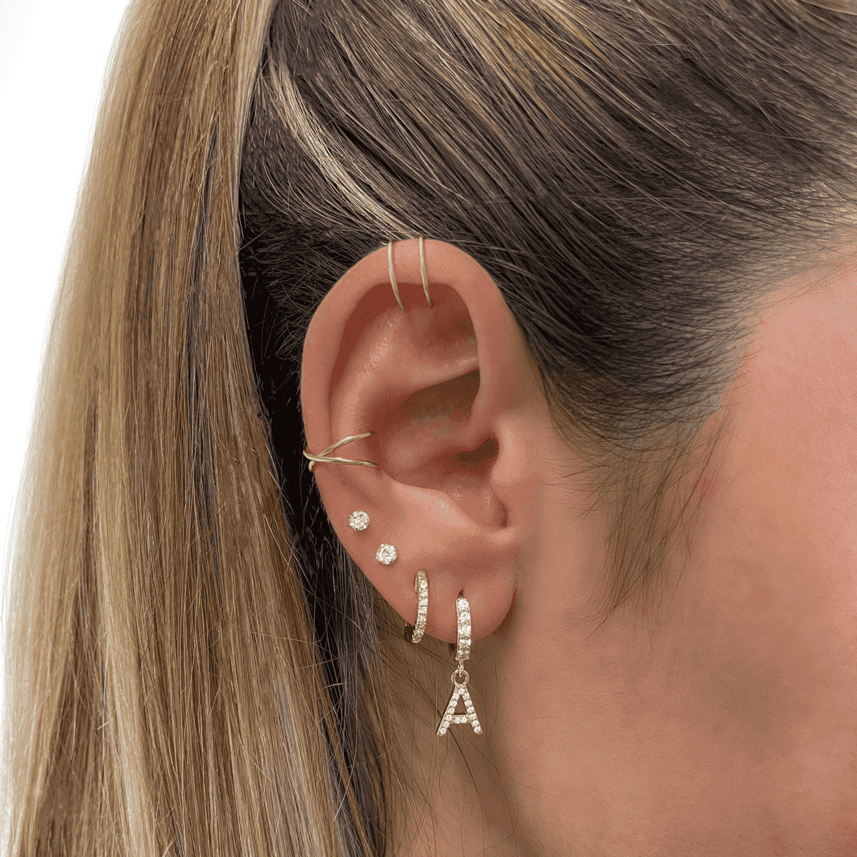 Pendientes Inicial Hoops - LePetiteMarie