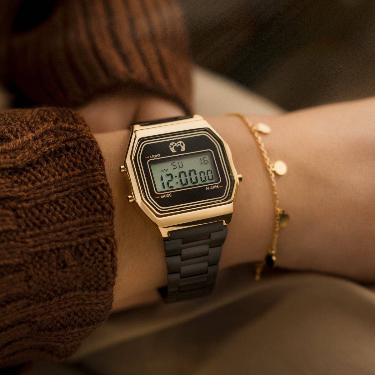 Reloj Digital Vintage ~ BlackGold - LePetiteMarie