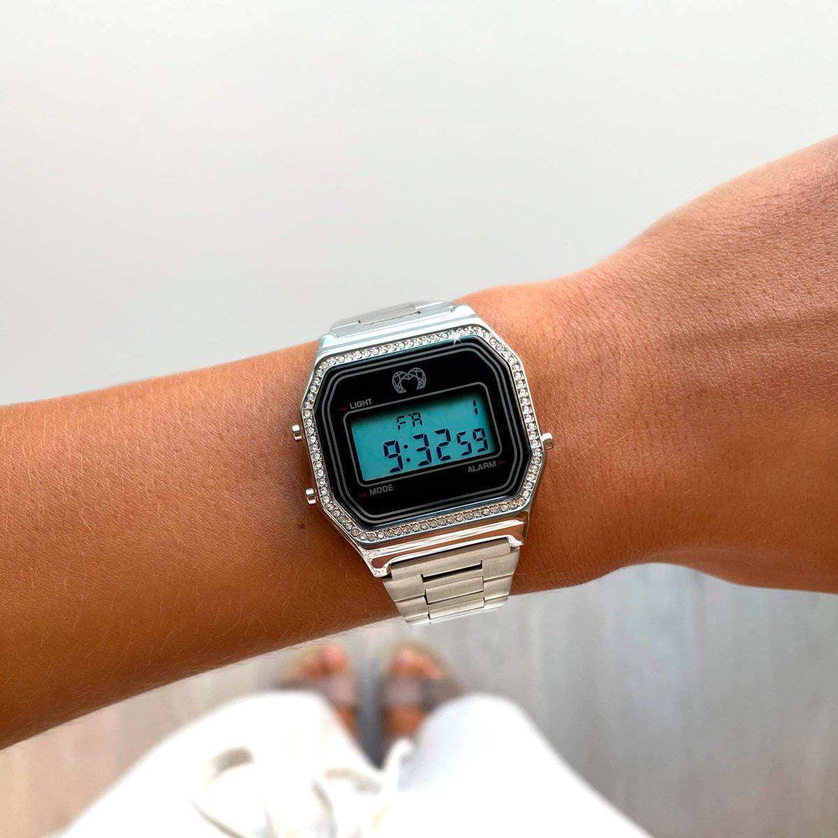 Reloj Digital Vintage Brillo ~ Plata - LePetiteMarie