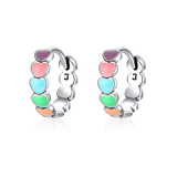 Brincos de amor coloridos