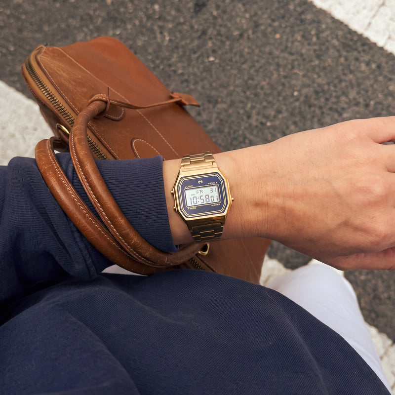 Reloj Digital Vintage ~ Gold-Azul Marino