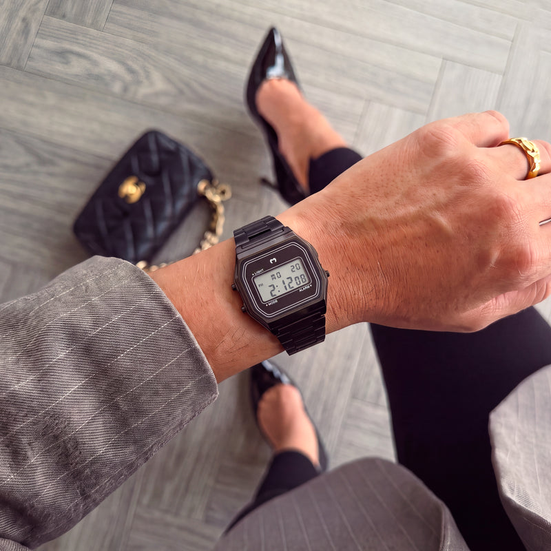 Reloj Digital Vintage ~ Black
