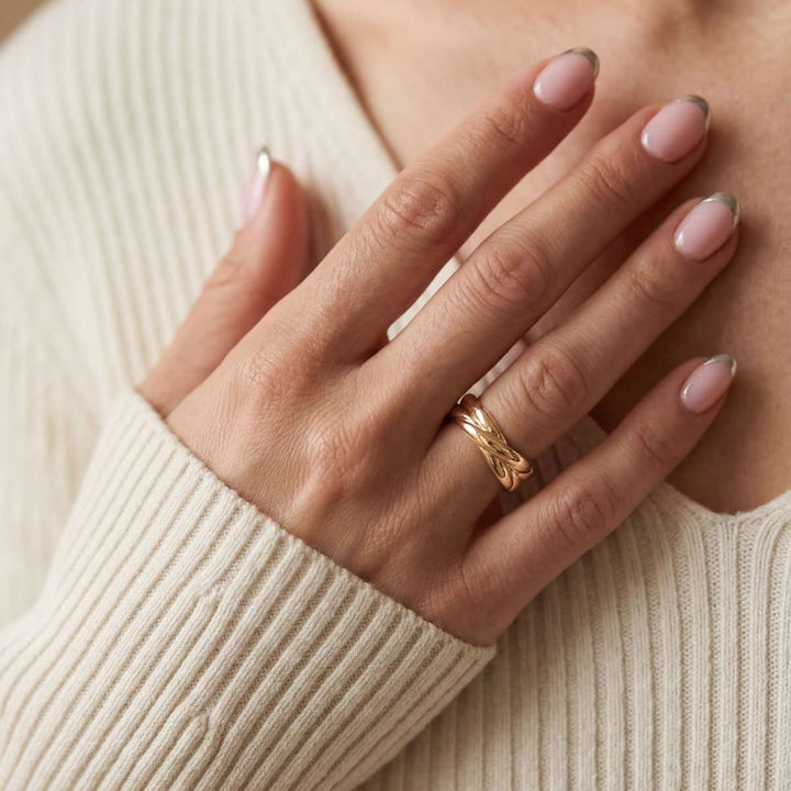 Anillo Abrazado