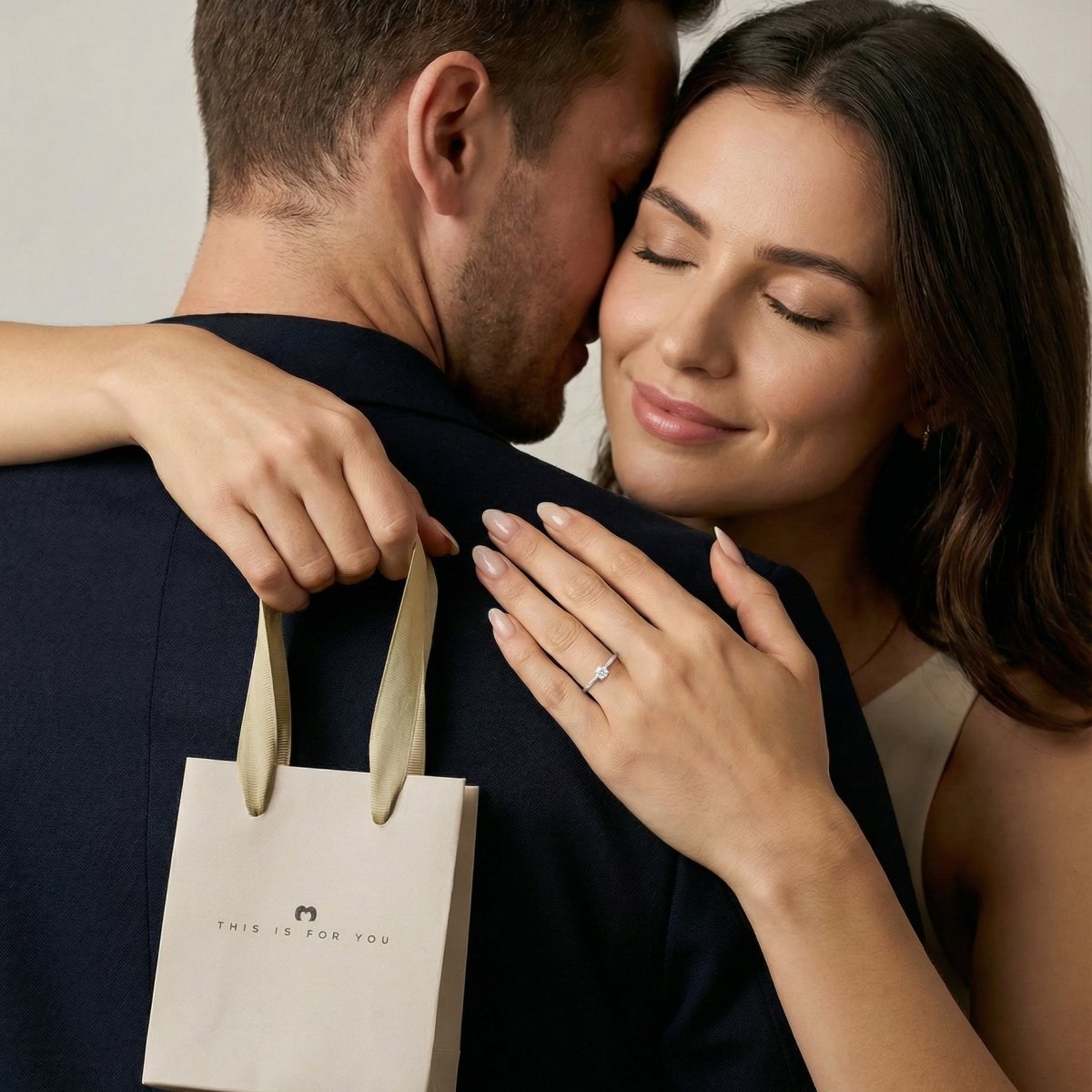 Anillo Circonita Solitaria - LePetiteMarie