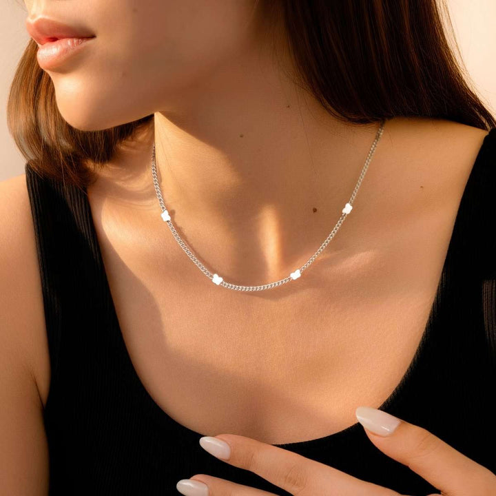 Collar Borboleta