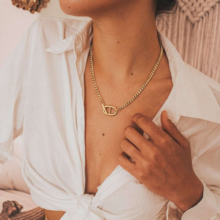 Collar Cierre Frontal