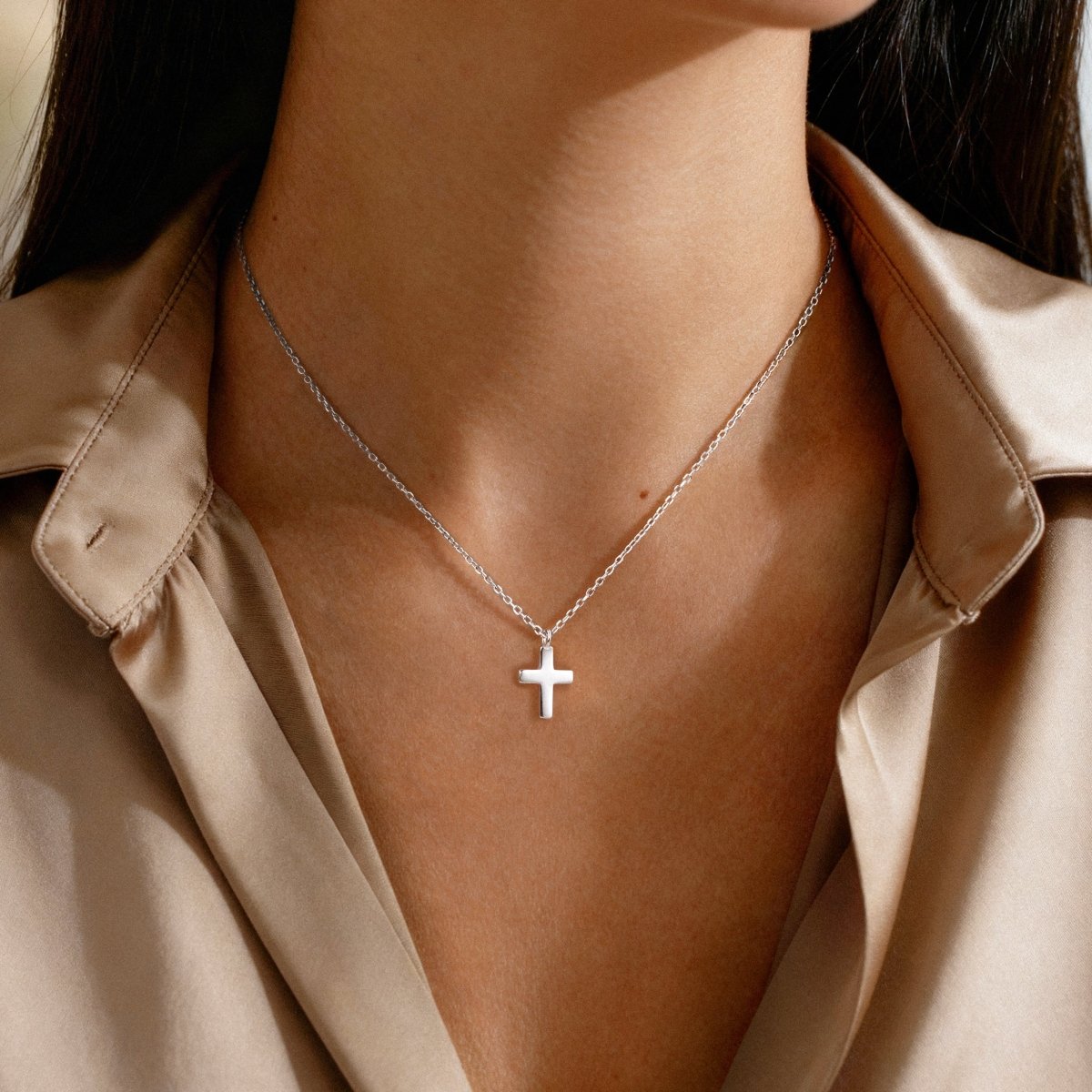 Collar Cruz Cristiana - LePetiteMarie