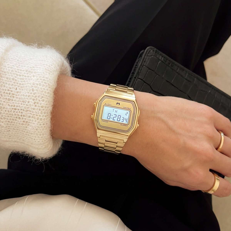 Reloj Digital Vintage ~ Oro