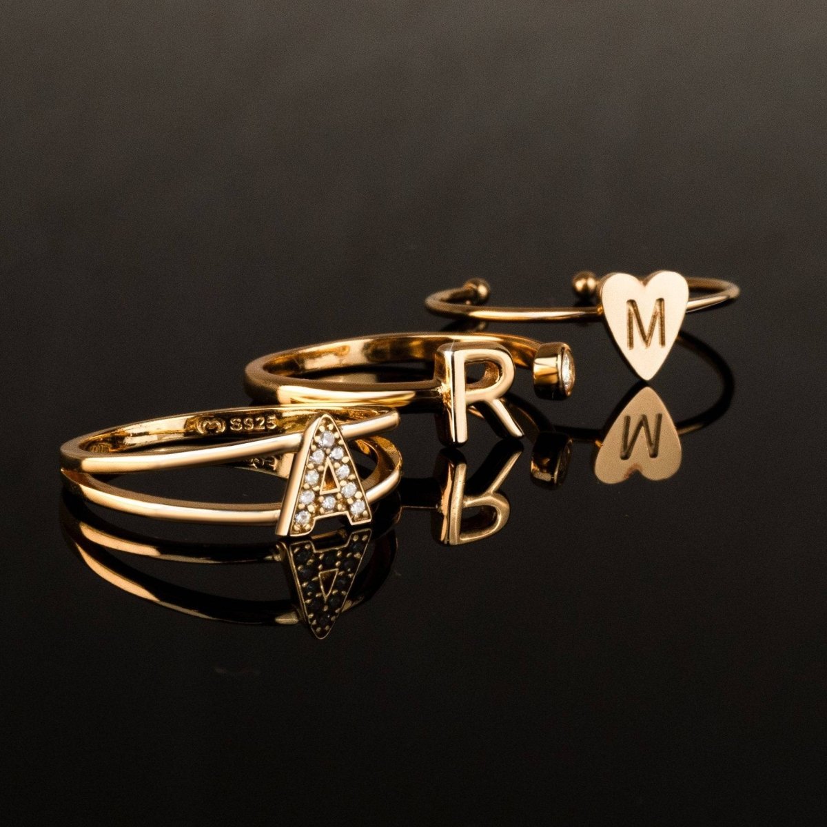 Anillo Top Letter - LePetiteMarie